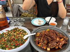 兔头鹅唇鸭翅三拼-乔一乔怪味干锅(东升店)