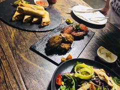 -HIGH FIVE哈福手工汉堡(桂林路店)