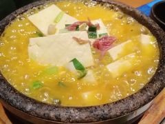 石锅豆腐-云海肴·汽锅鸡·云南菜(天山百盛优客店)