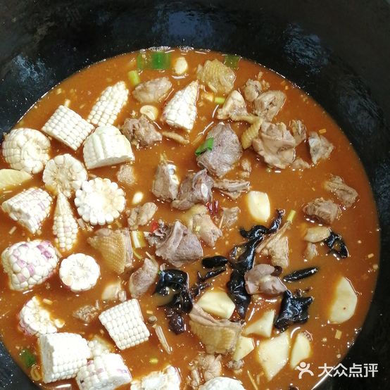 热炕头铁锅炖(春秋西路店)