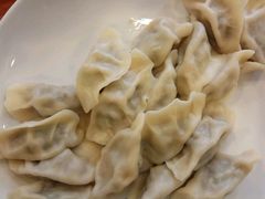 -东北四季饺子王(华山路店)