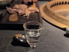 -铭牛烧肉·和牛海鲜自助(高新月牙湖店)