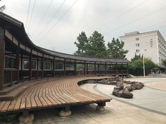 -浙江越秀外国语学院