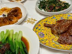 吊烧脆皮芝麻鸡-香港龙凤楼(陆家嘴中心店)