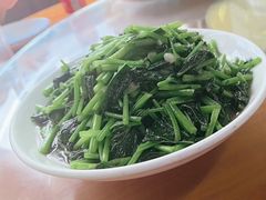 -芦茨金富饭庄·25年老字号·专做稻草鸡