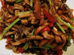 -湘潭九龙鱼头店(城南西路店)