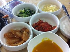 很棒的配菜-郑阿姨的家·이모네·韩料&烤肉(武川路店)