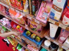 零售区-全家便利店(御桥路二店)