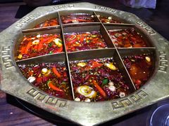 -乐山串串香老火锅(鼓楼店)