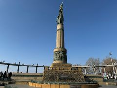 -人民防洪胜利纪念塔