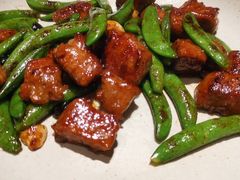 黑蒜雪花牛肉粒-二十四单 淮扬新味