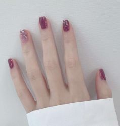 -悦指间美甲美睫