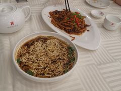 -怡园饭店-餐厅(四望亭店)