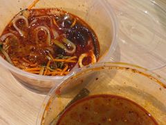 -不起眼麻辣烫凉皮店