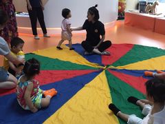 -小门牙好性格托育(北外滩中心)