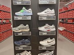 -NIKE上海青浦优选体验店