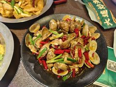 -曼听小寨海鲜烧烤·大连辣炒大王(盖州街店)