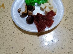 -东巴谷野生菌火锅餐厅