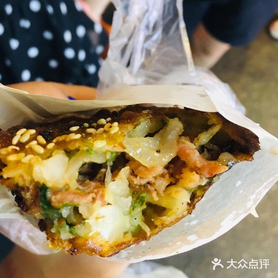 老字号原磨豆浆易姐萝卜饺子