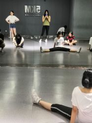 -5KM舞蹈街舞工作室