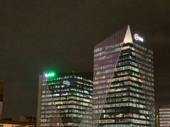 -东方体育中心(地铁站)