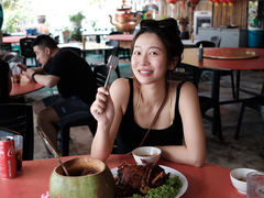 -大树下海鲜饭店