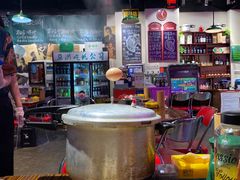 -蚝堡海鲜·威海菜·海肠捞饭·烧烤·亚洲吃蚝公司(幸福门店)