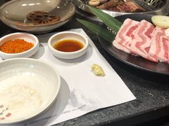 -草家酱蟹炭火烤肉店(珲春南路一店)