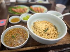 -蟹上黄·蟹黄面·江南糖水(人民广场店)