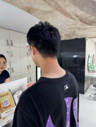 -宫铭烫发染发接发店