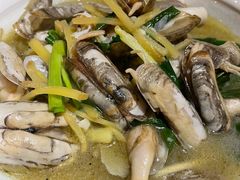 -琥珀老六龙虾(四里河店)