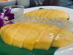 -Dang restaurant (patong phuket)
