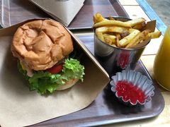 -BURGER BRO'S