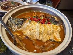 -新天明砂锅鱼头煲