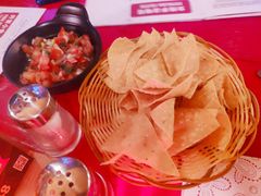 餐前玉米片-Pistolera Mexican Cantina女枪手墨西哥餐厅(碧云路店)