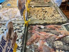 -领鲜活海鲜榴莲自助火锅(东门店)