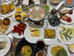 -金马门国际美食百汇(珞喻路店)