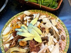 -草墩罗非鱼庄•野生菌•腊排骨(七星街上段店)