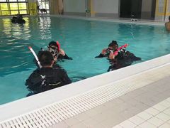 游泳池-上海潜殿潜水中心