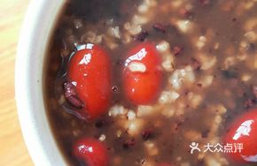 Longan Red Date Black Rice Porridge