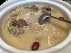 -鱼痴渔醉·食鲜集(月亮湾店)