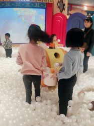 -Qmiss家庭娱乐中心(恒隆广场店)