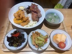 -暖食光·台式家庭餐厅·生日主题店(万达店)