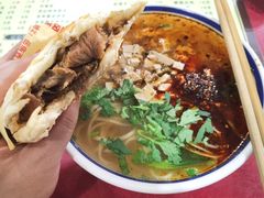 肥肠肉夹馍-孟记传统大刀面(星源商城店)