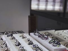 -造寸眼镜·蔡司官方授权店(东门店)