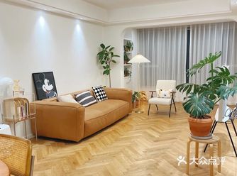 全屋以白色为主，干净整洁，越住越舒适