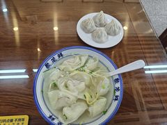 -聚笼鲜美食(凤凰街店)