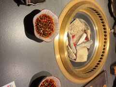 -铭牛烧肉·和牛海鲜自助(高新月牙湖店)