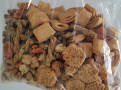 -潘小韩乐满香休闲食品(阳光里店)