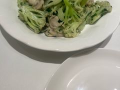清炒西兰花-洋洋中餐馆·SINCE 1997(信投店)